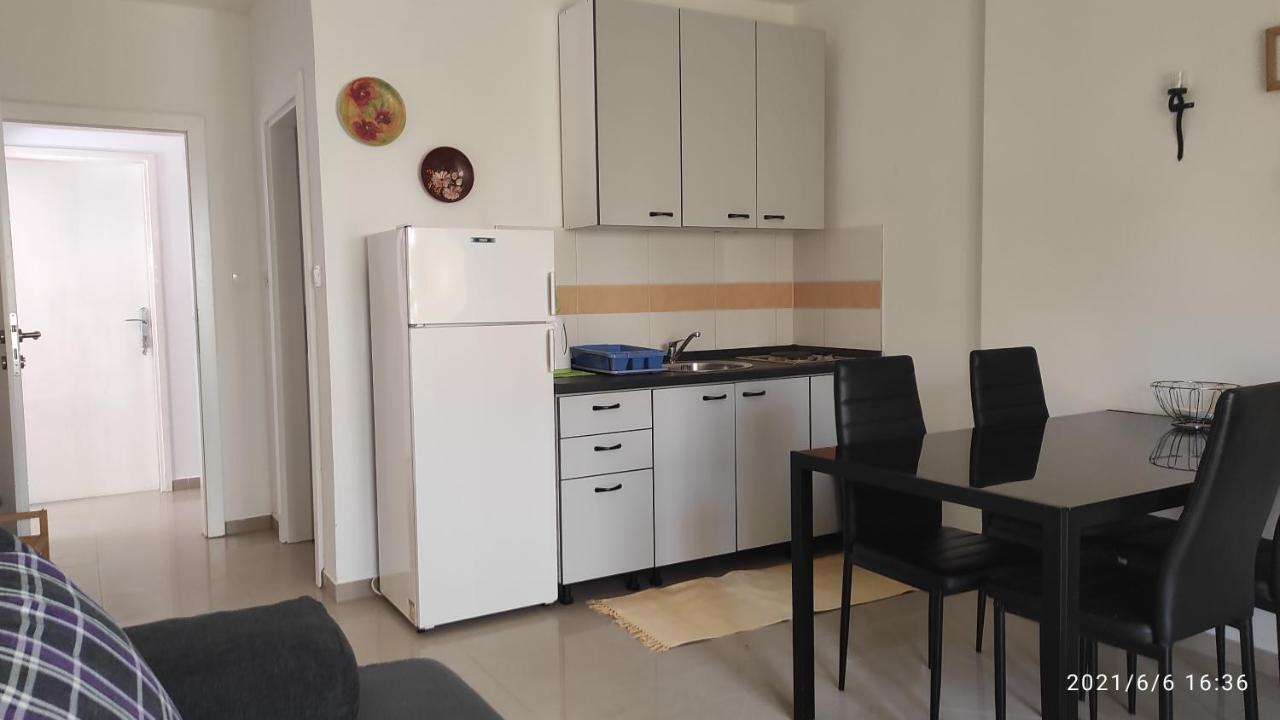 Apartmani Mille Стариград-Пакленица Екстериор снимка